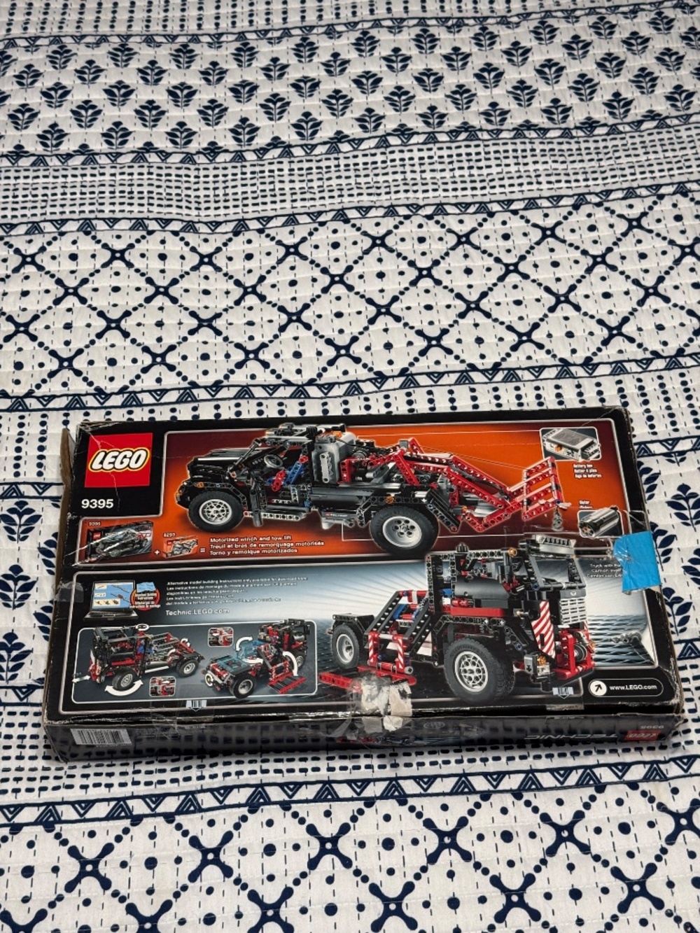 LEGO Technic Pick-Up Tow Truck (Set 9395) and Power Functions Motor (Set 8293) - Picture 4 of 11